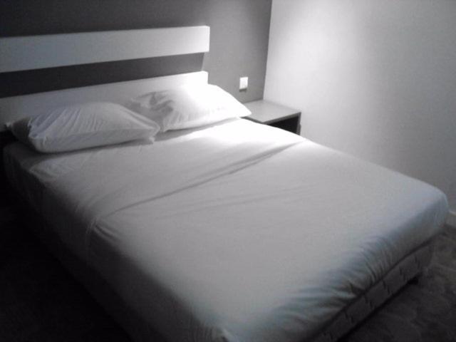 Jj Boutique Hotel Петалинг-Джая Экстерьер фото